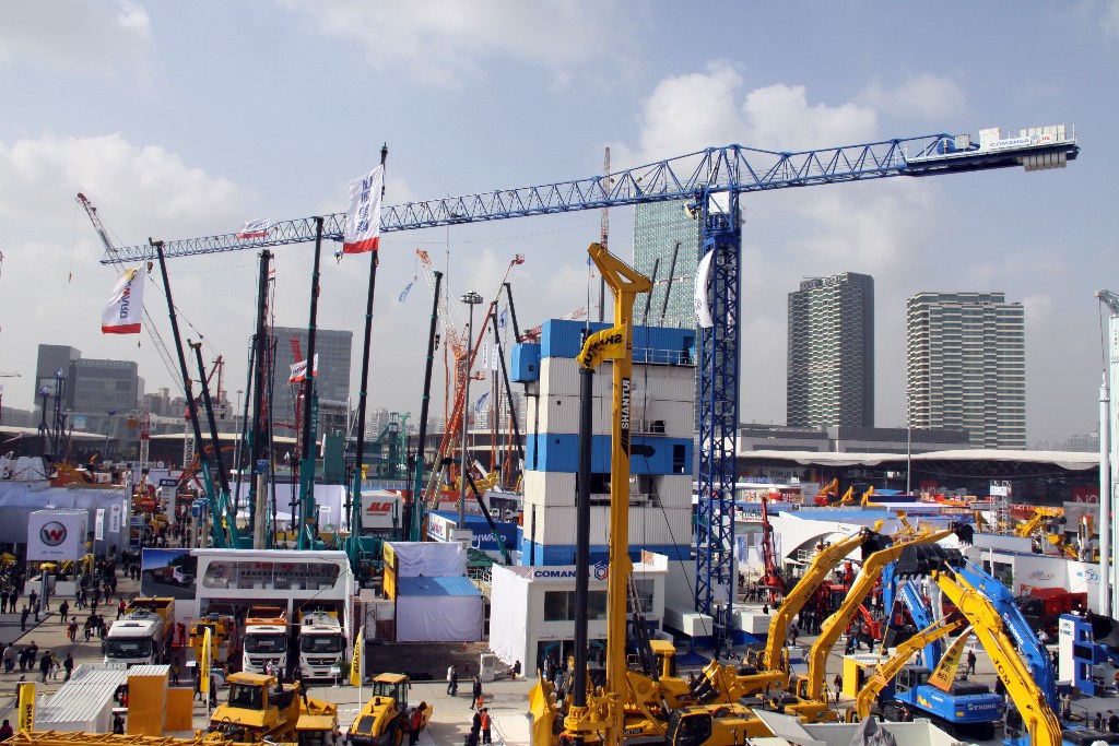New Comansa Jie tower crane at Bauma China