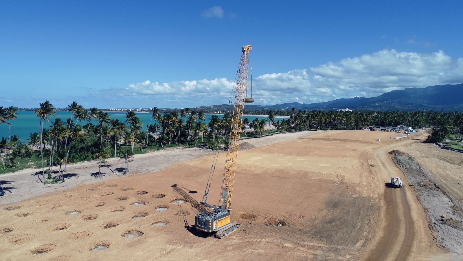 Liebherr HS 8100 Duty Cycle Crawler Crane