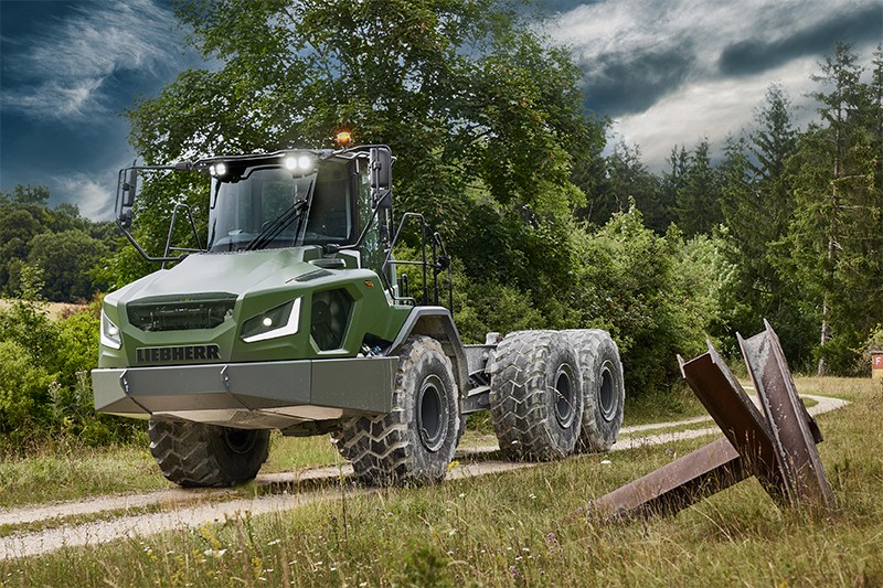 The high payload of up to 31 metric tons makes the TA 230 the ideal carrier vehicle for diverse military superstructures and applications.